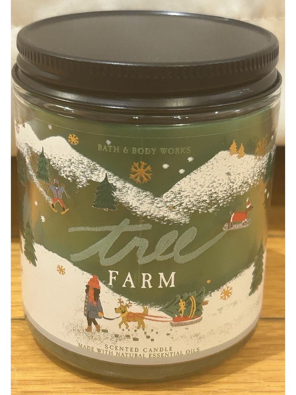 New Bath & Body Works Tree Farm 7oz Candle
